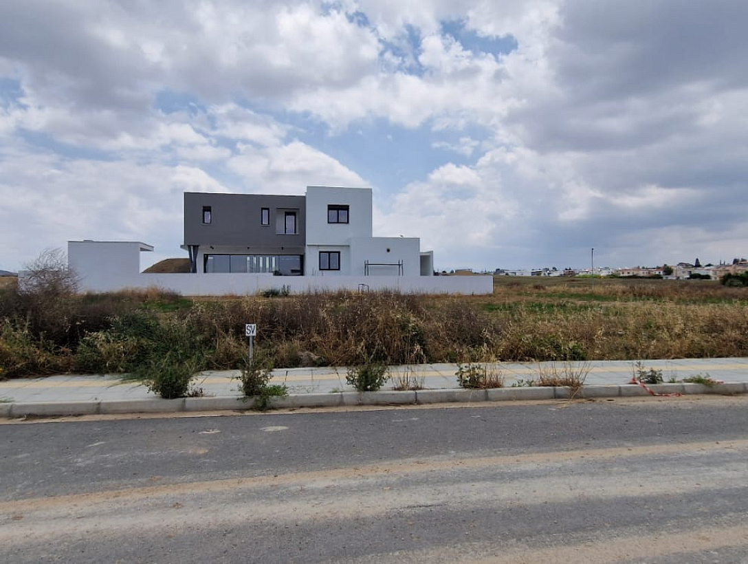 Land in Nicosia