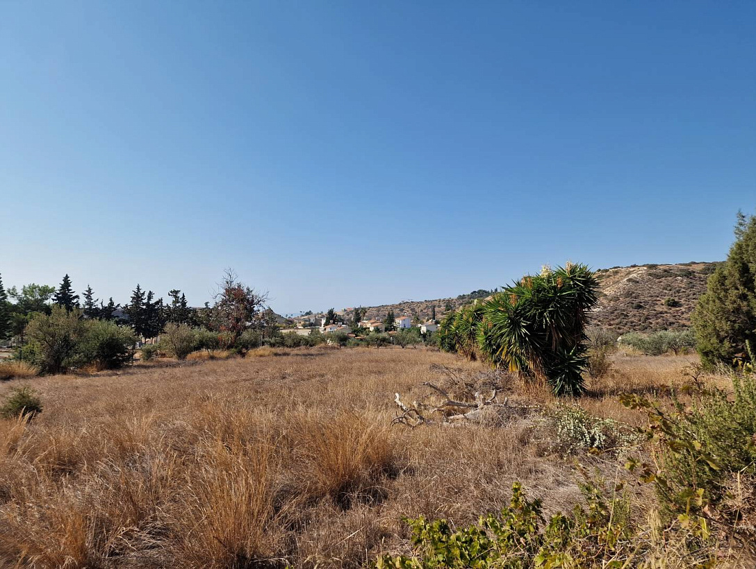 Land in Limassol