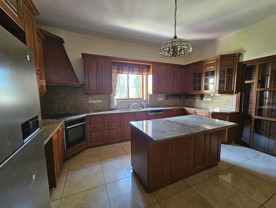 Квартира в Пафосе