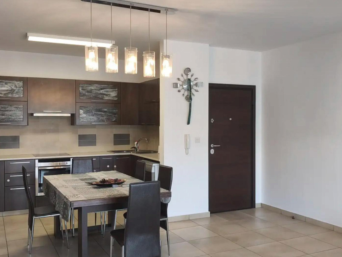 Apartment, 2 bedrooms — 60