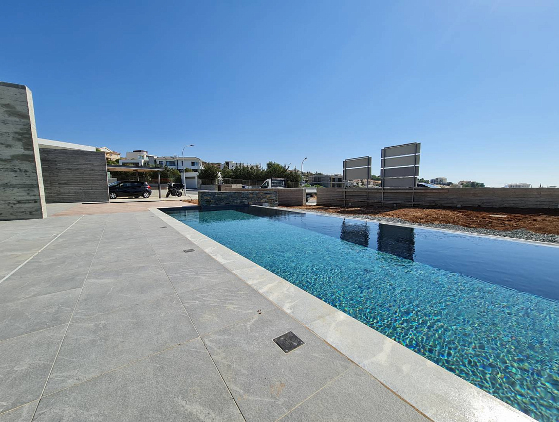 New villa in Limassol