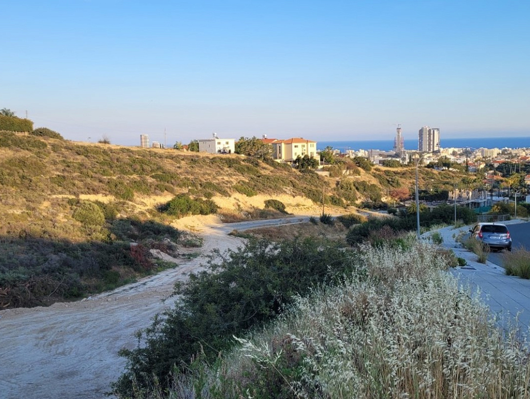 Land in Limassol