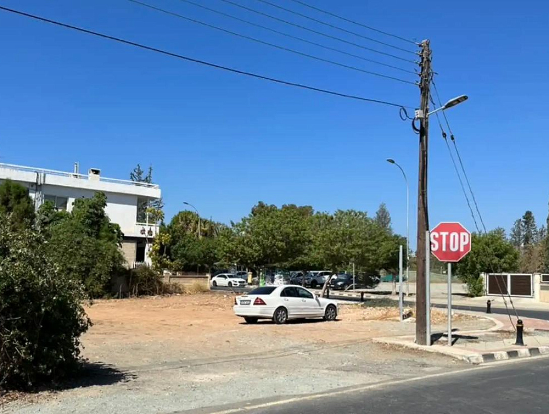 Land in Limassol