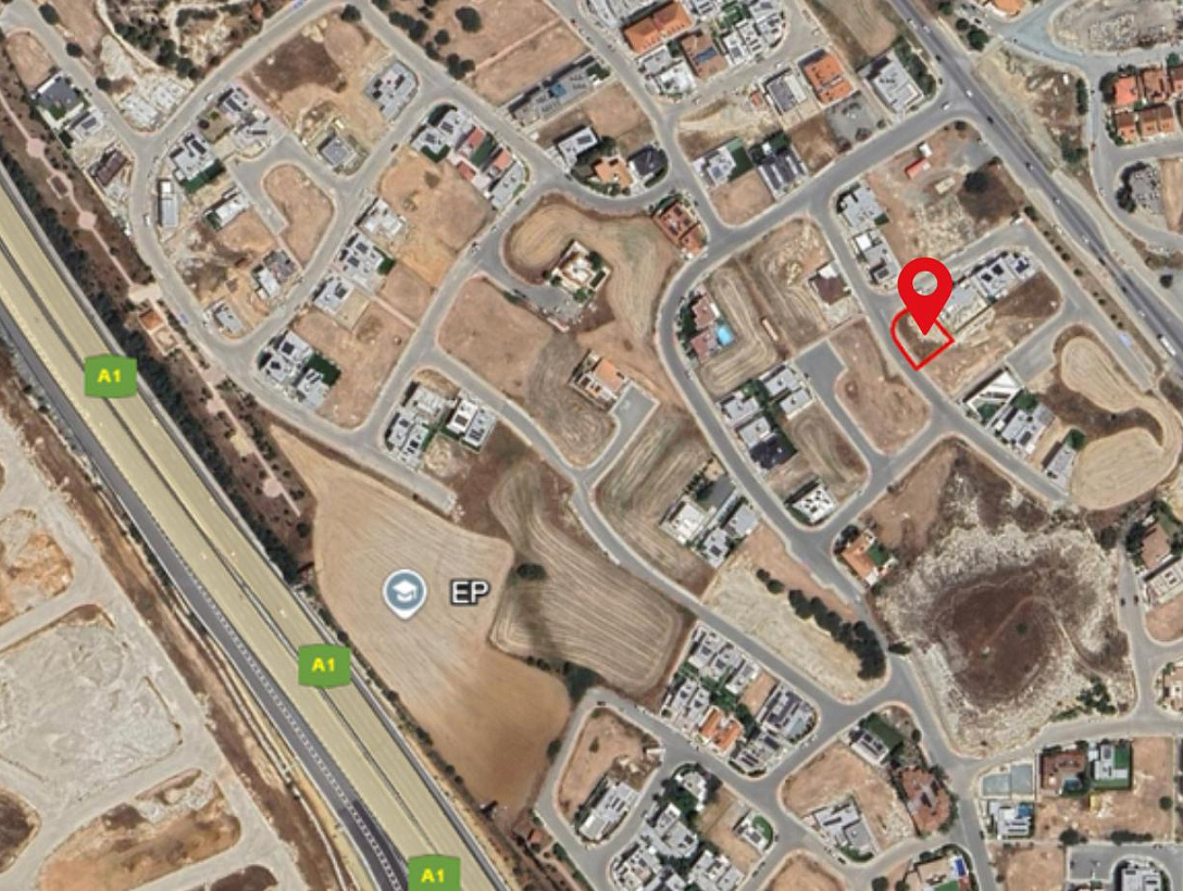 Земля в Никосии