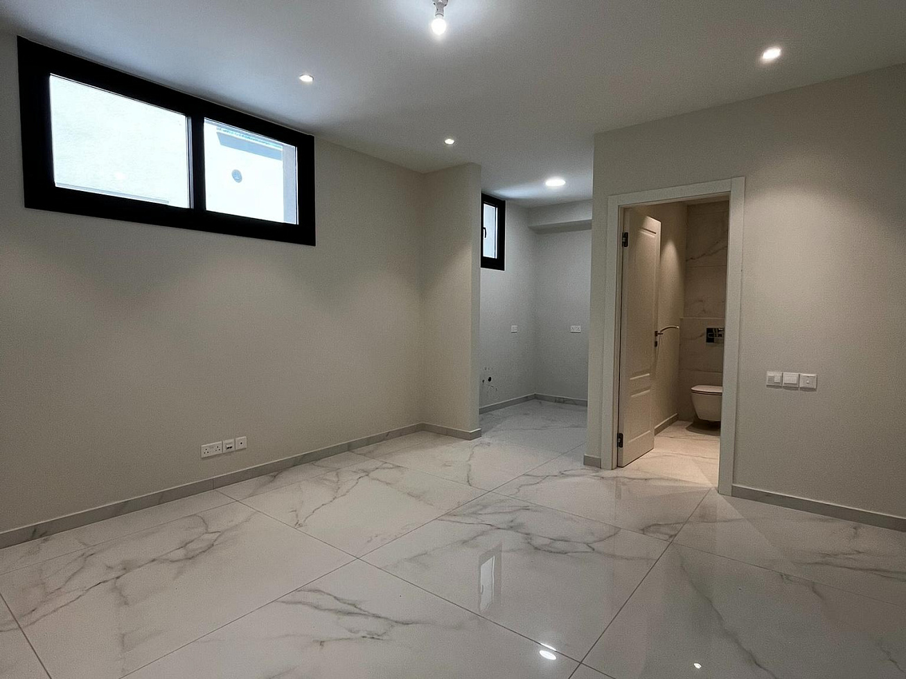 Villa, 6 bedrooms — 12