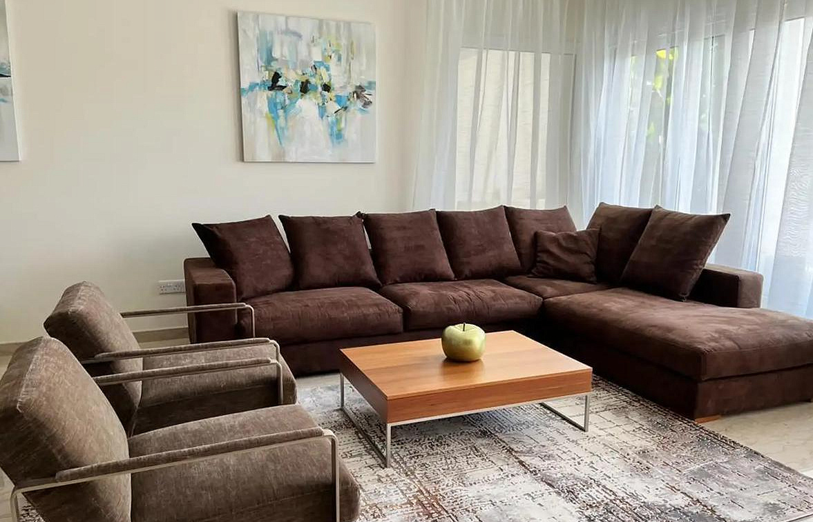 3-bedroom apartment in Limassol Marina, Limassol 2