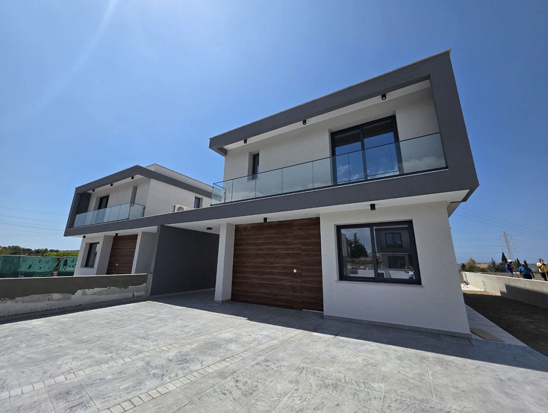 New villa in Limassol