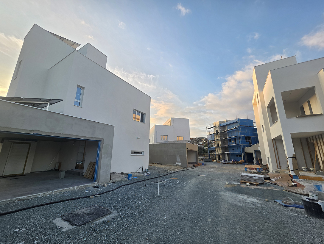 New villa in Limassol