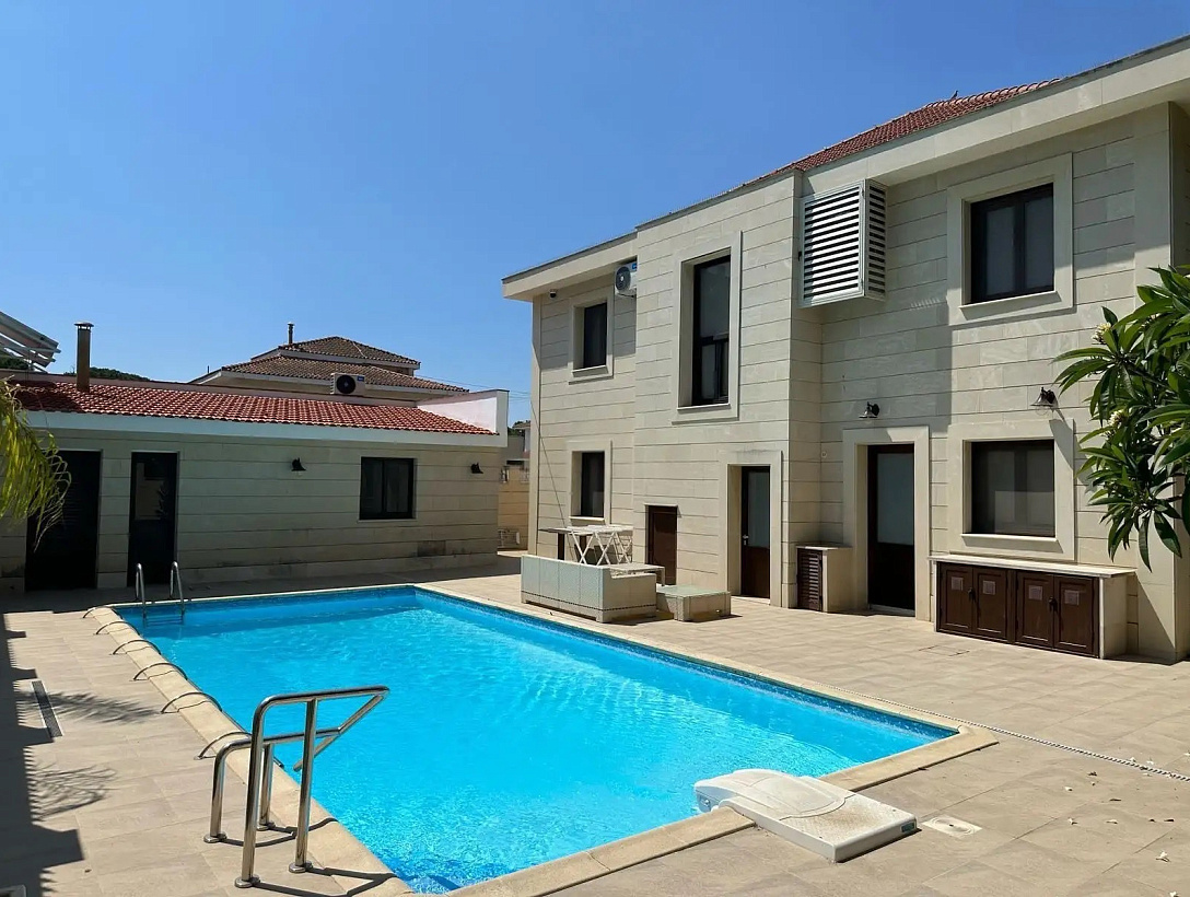 Вилла в Ларнаке