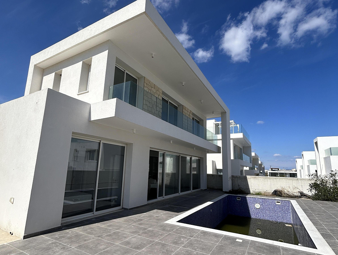 New villa in Famagusta