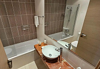 Photo 32
