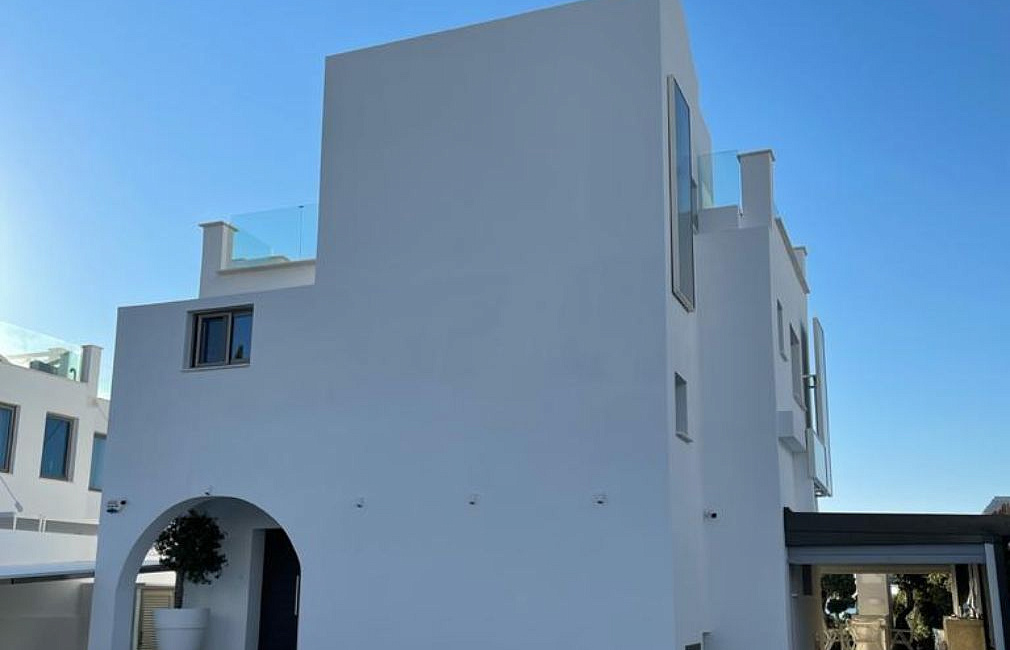 Photo 33