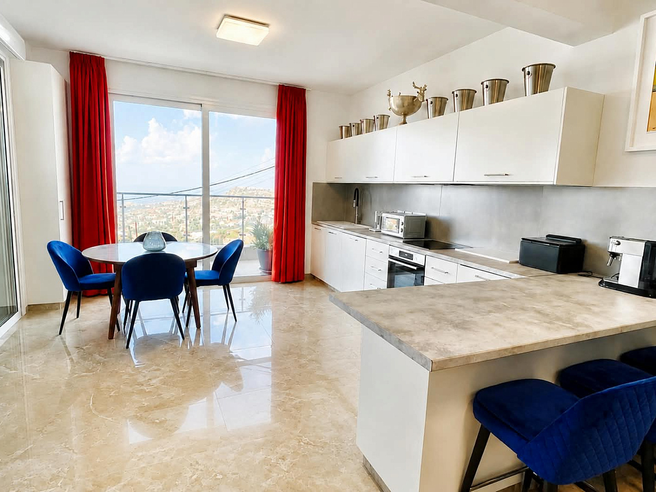 Apartment, 3 bedrooms — 3