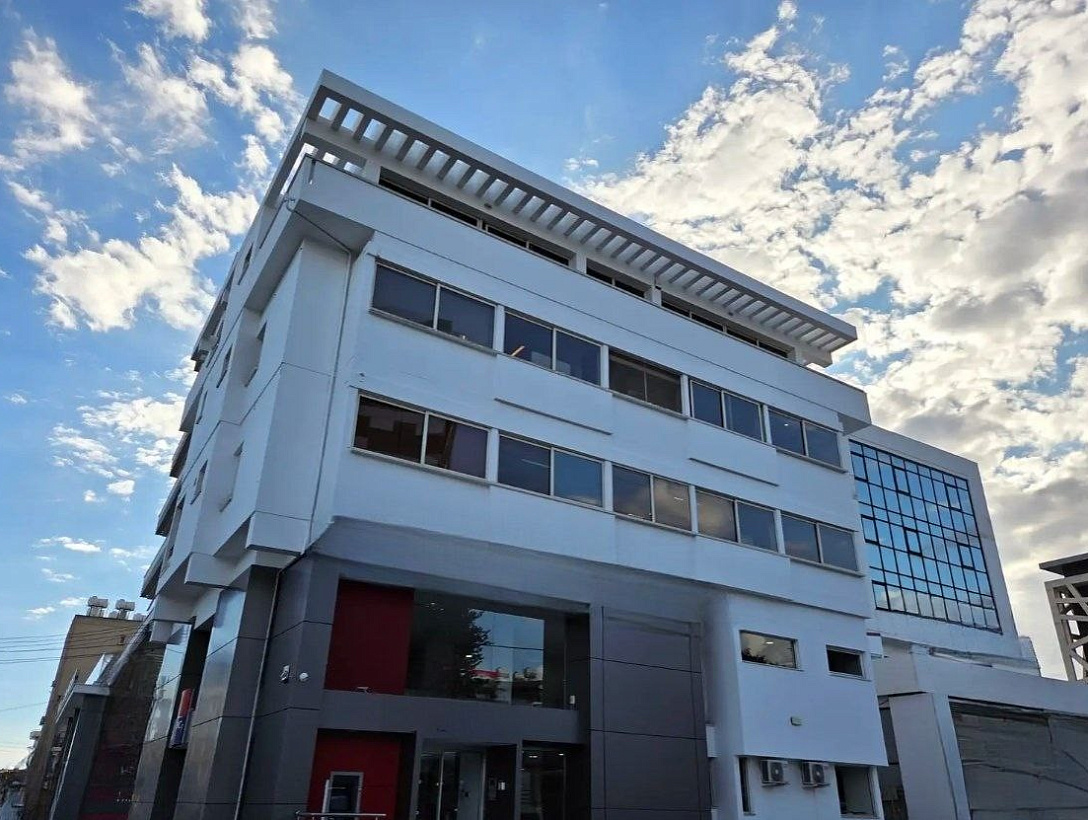 Офис на Кипре