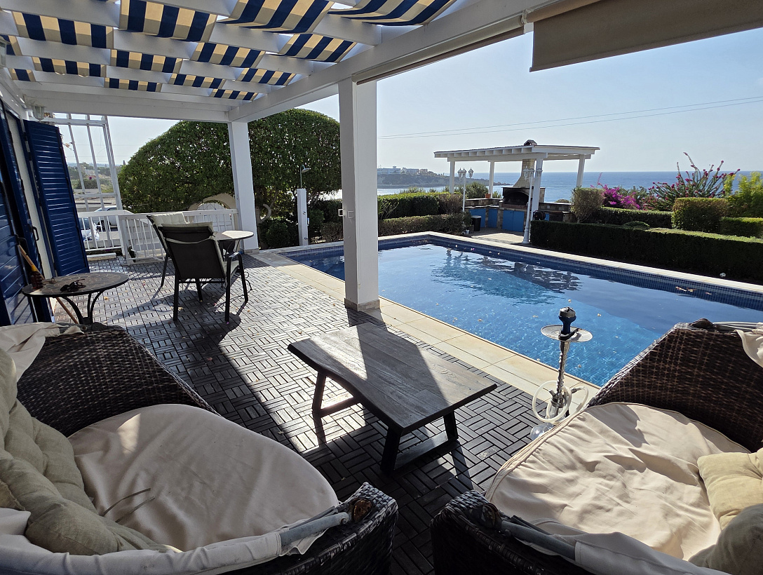 Вилла в Пафосе