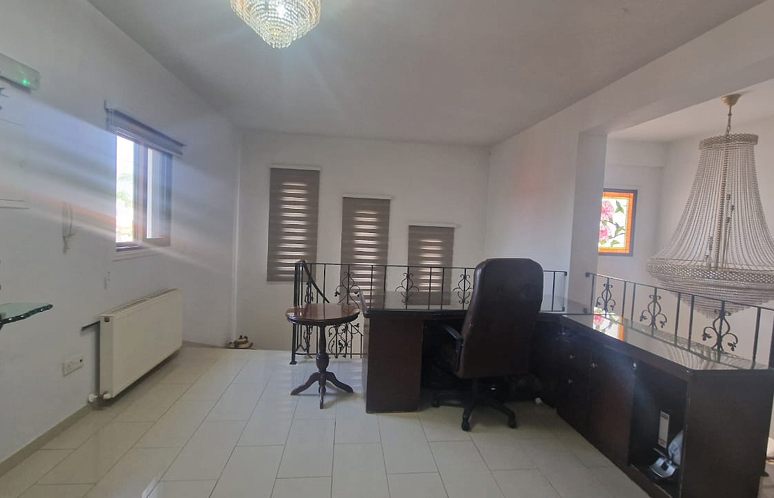Photo 28