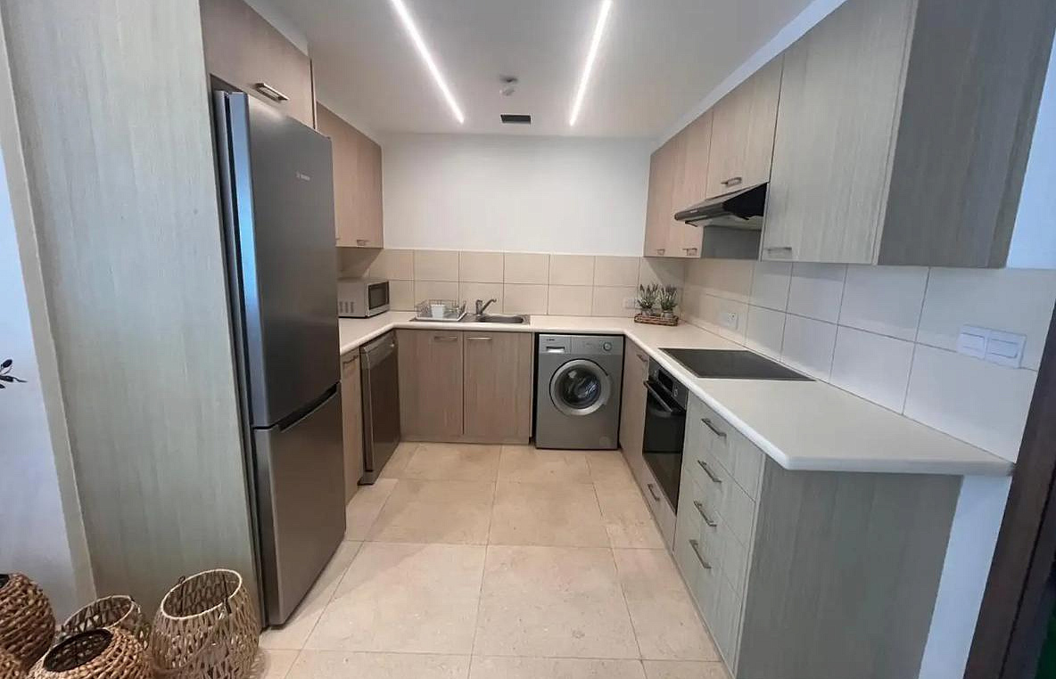 2-bedroom apartment in Finikoudes, Larnaca — 3