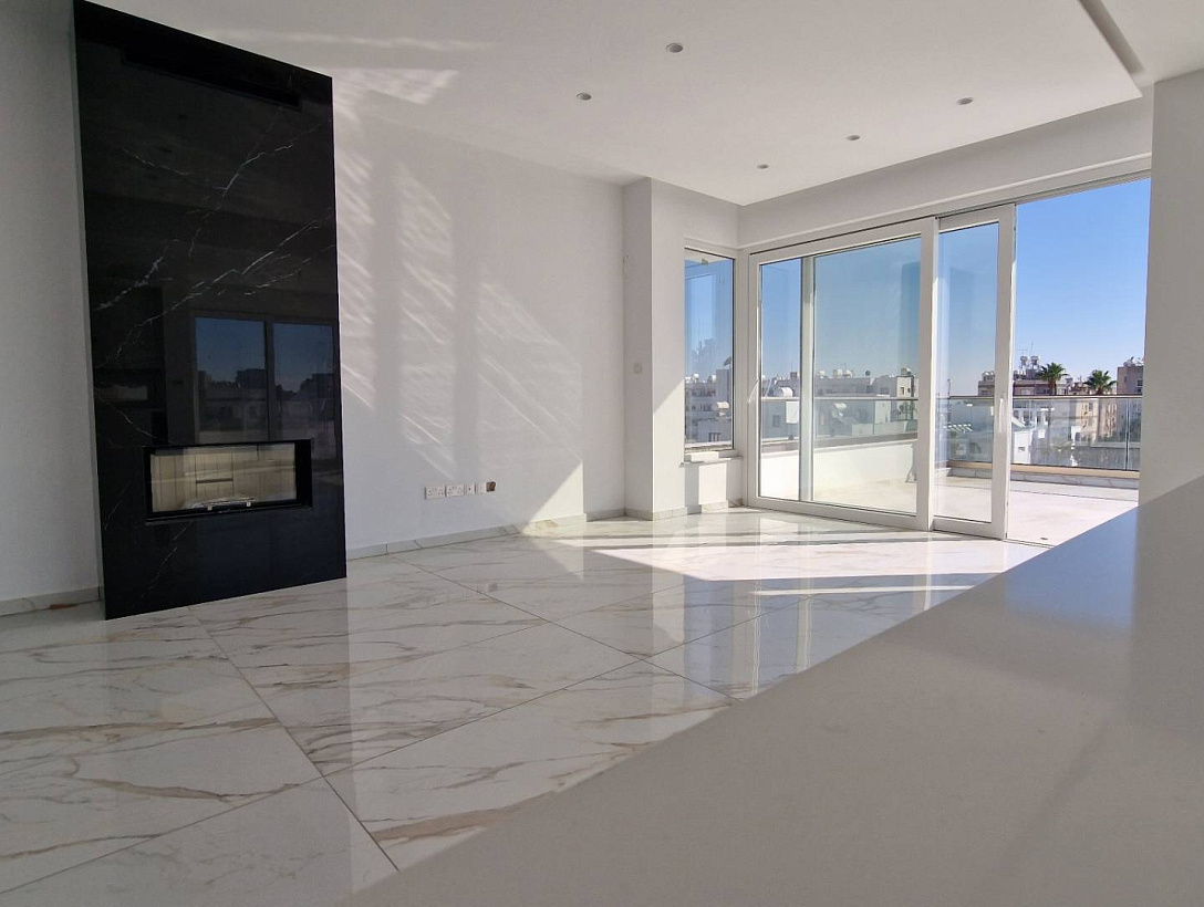 New penthouse in Larnaca