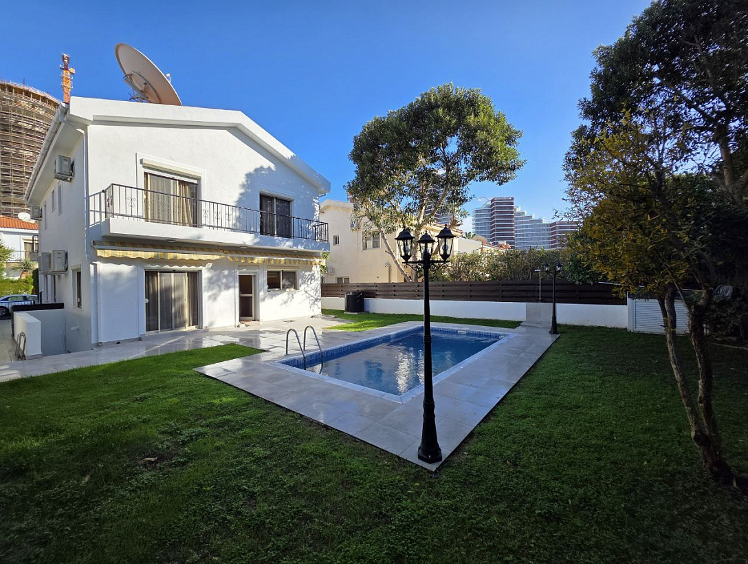 Вилла в Лимассоле