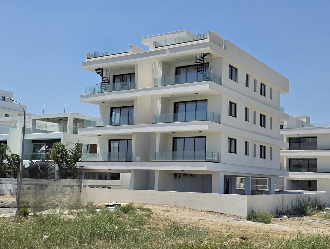 New flat in Larnaca