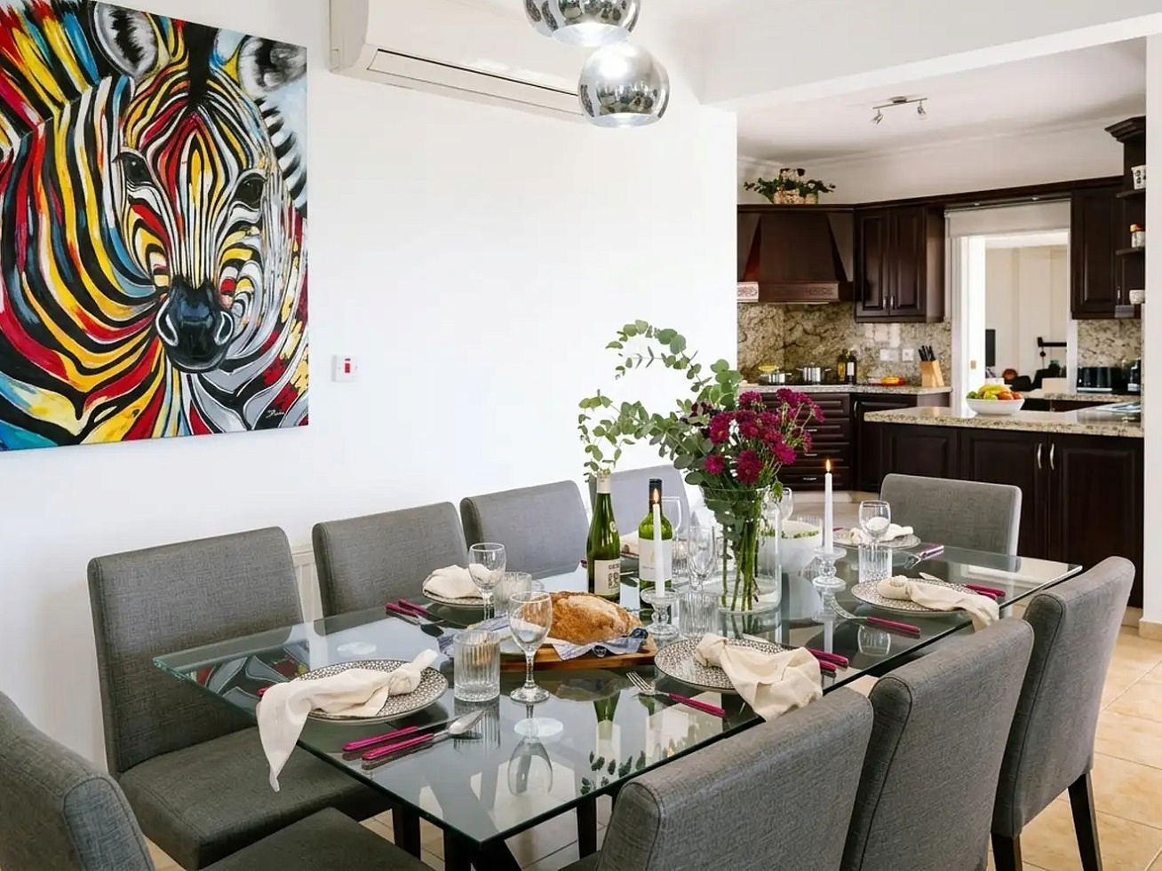 Villa, 6 bedrooms — 11
