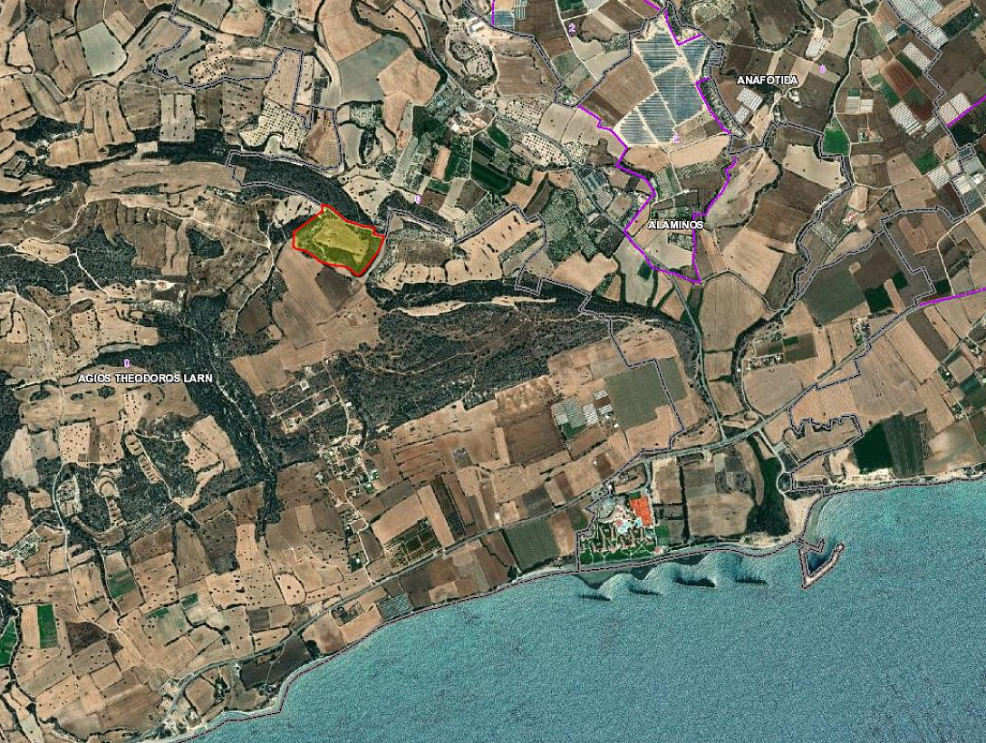 Land in Larnaca