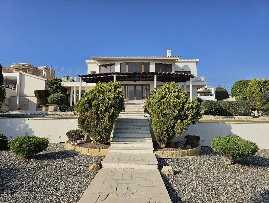Villa in Paphos
