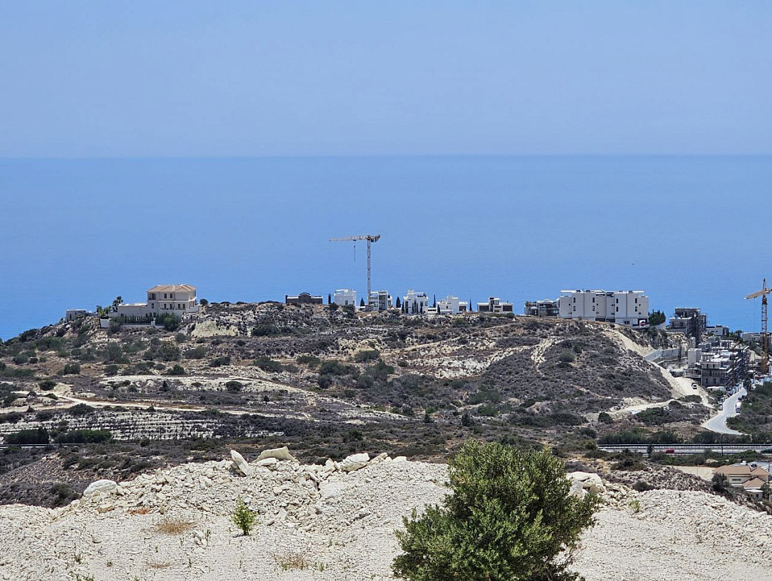 Land in Limassol