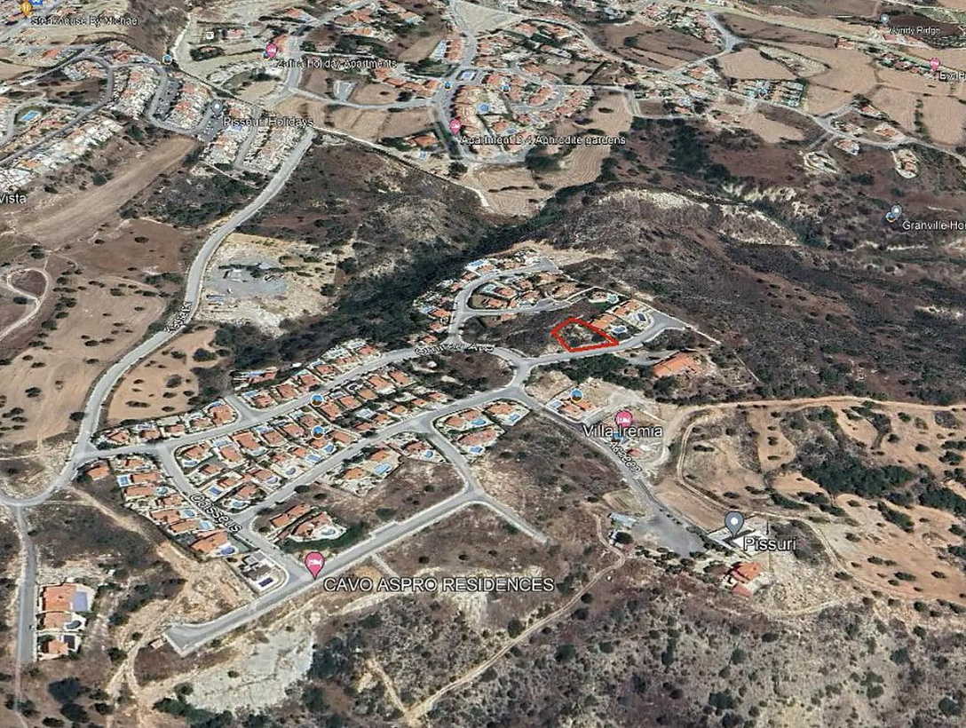 Земля в Лимассоле