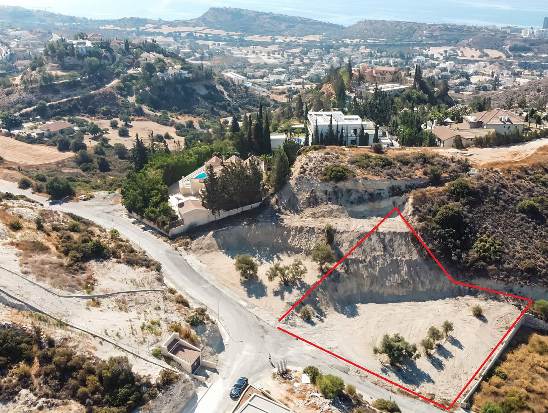 Land in Limassol