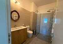 Photo 33