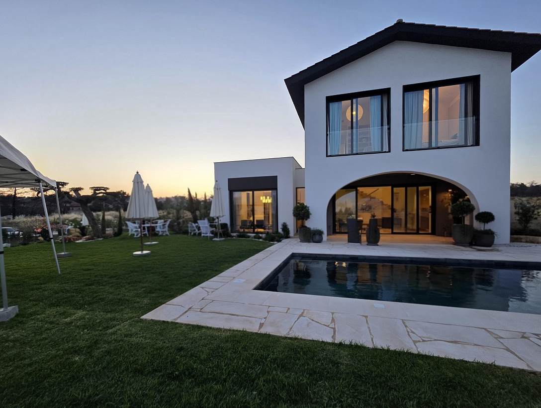 New villa in Limassol