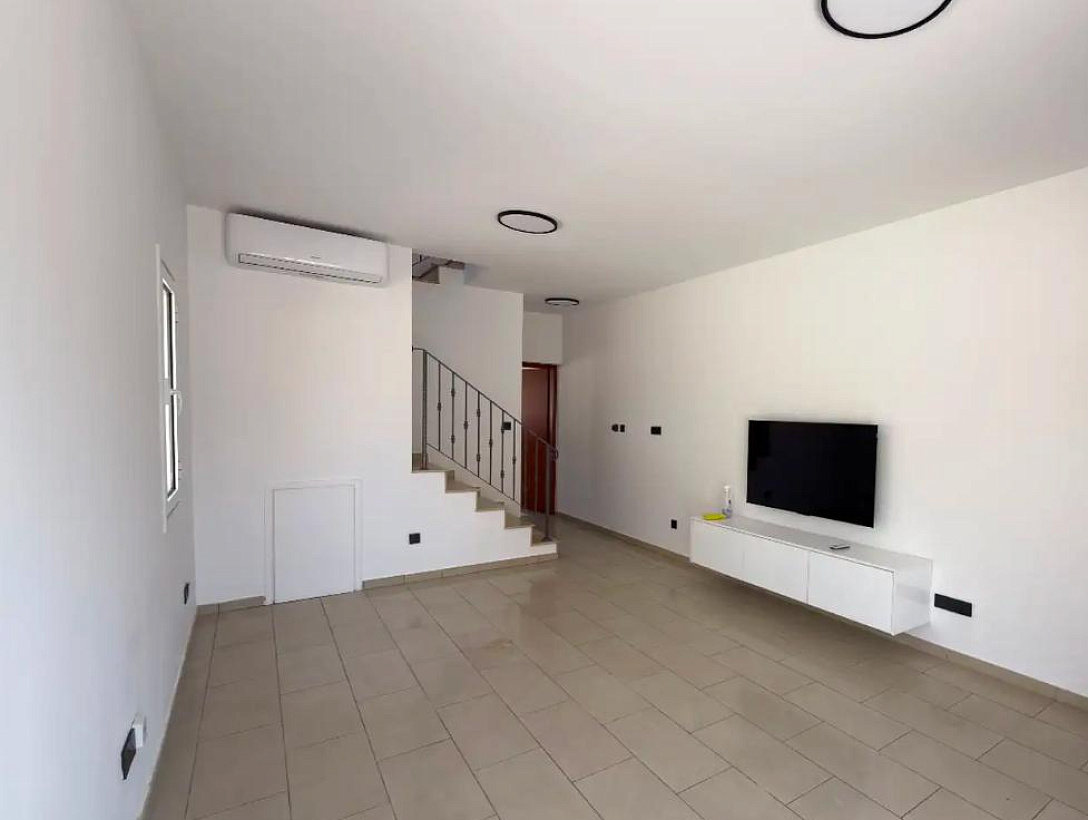 Villa, 7 bedrooms — 78