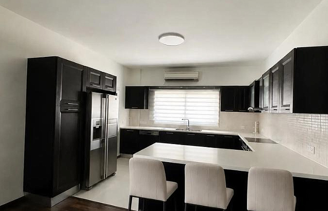 3-bedroom apartment in Strovolos, Nicosia — 3