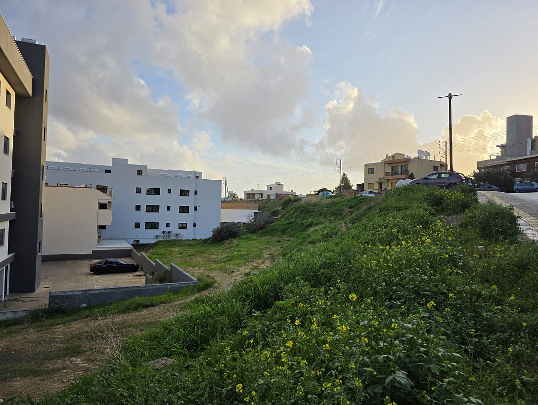 Land in Limassol