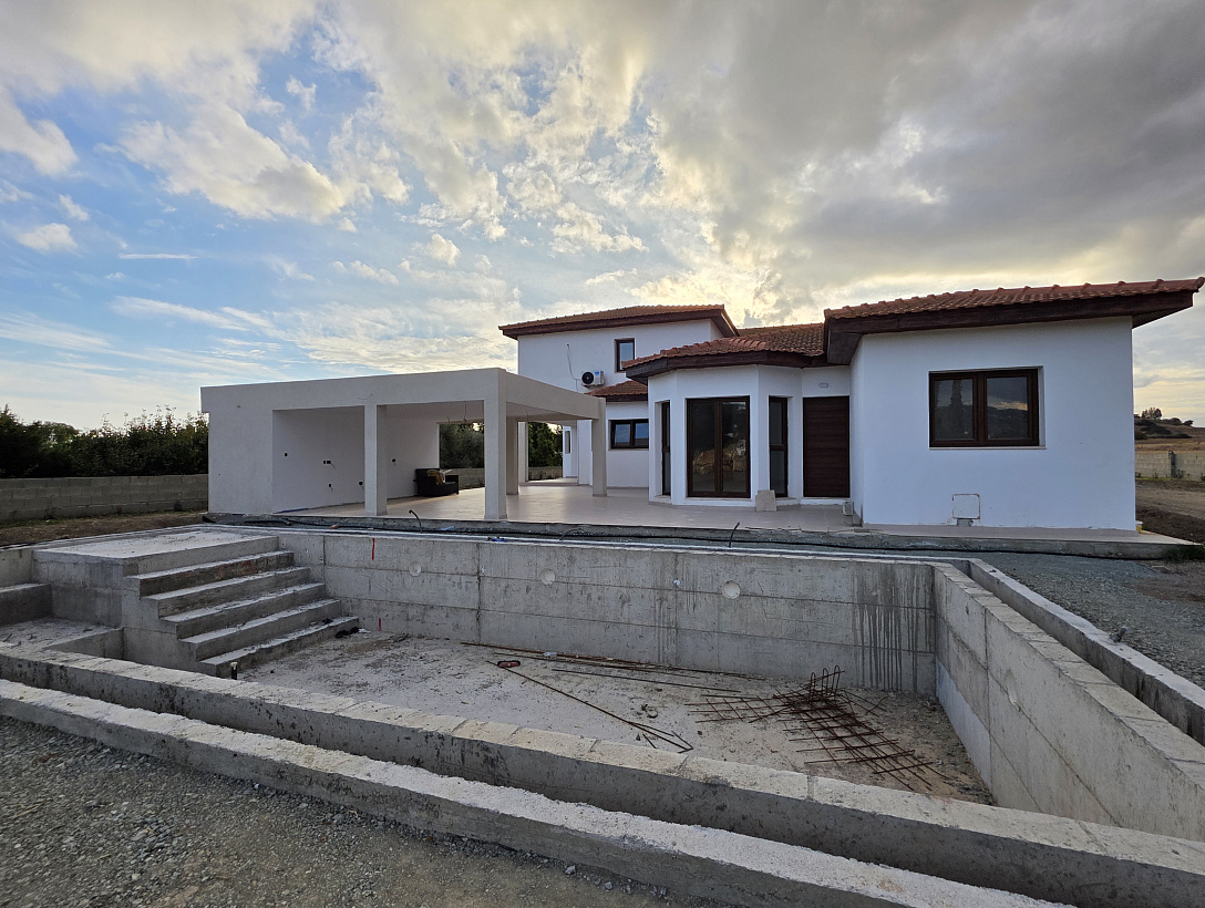 New villa in Limassol
