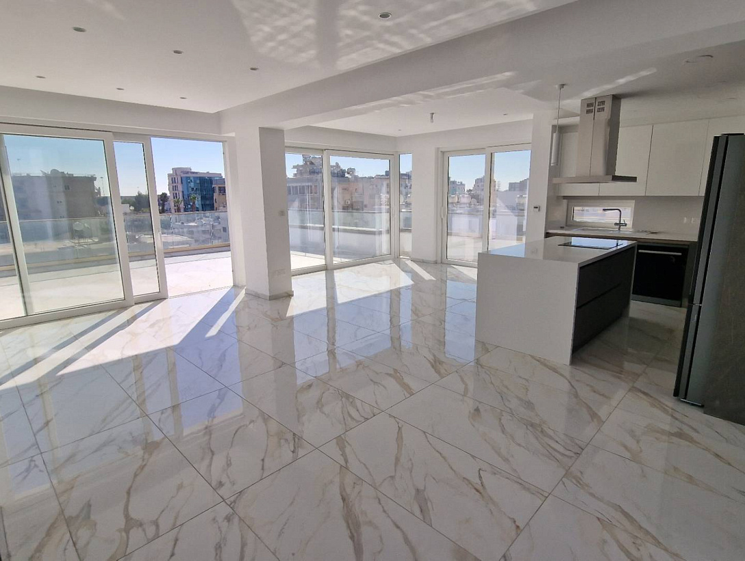 New penthouse in Larnaca