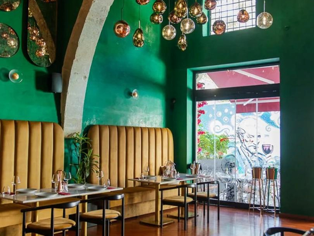 Действующий бизнес доставки еды с полной ресторанной лицензией в Лимассоле