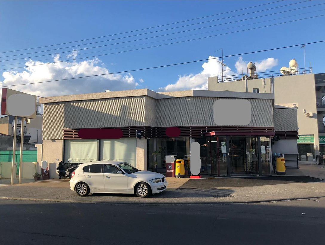 Коммерческое здание в Лимассоле