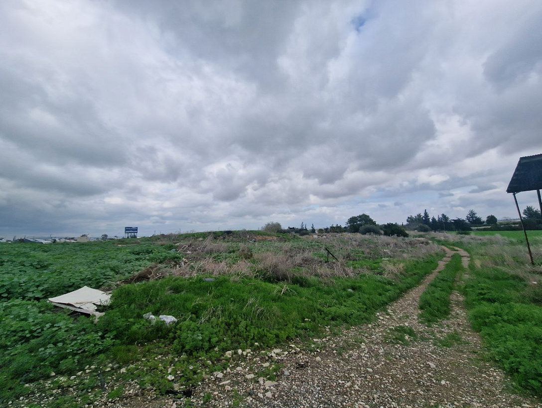 Land in Larnaca