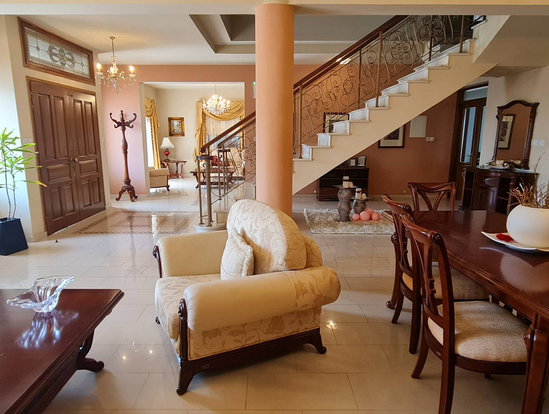 Вилла в Ларнаке