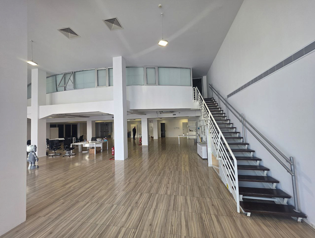 Коммерческое здание в Лимассоле