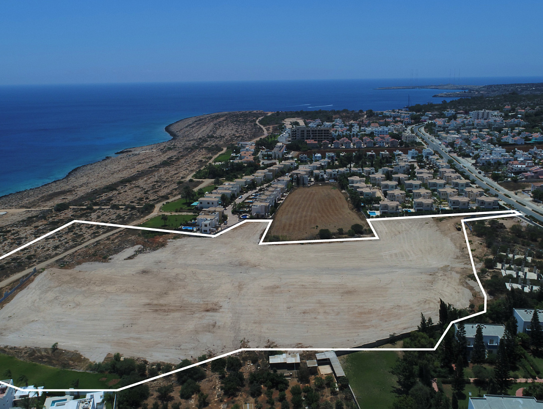 Land in Famagusta