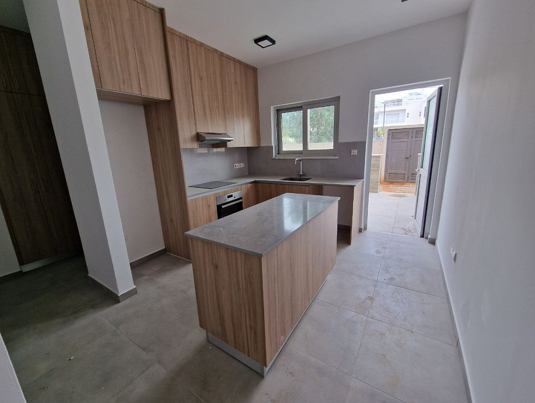 New flat in Paphos