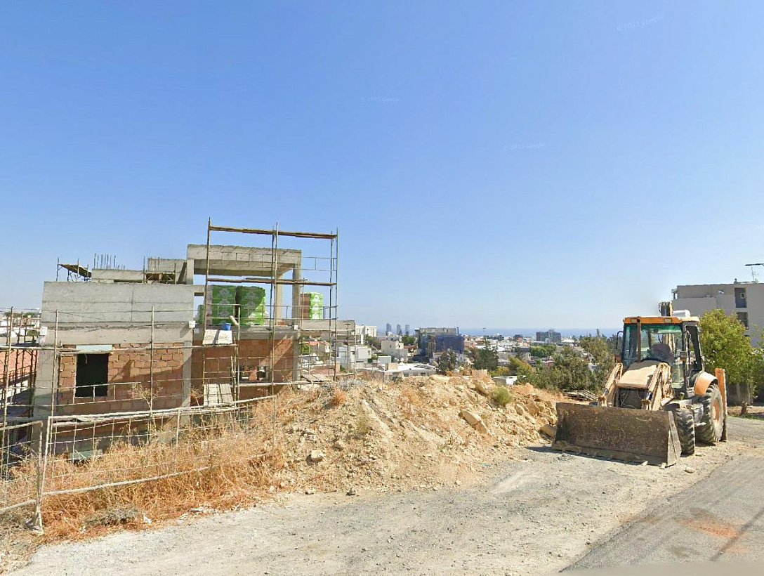 Land in Limassol