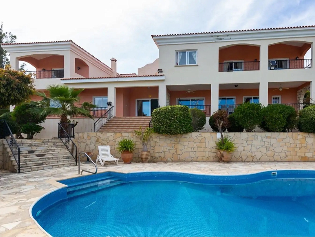 Villa in Paphos