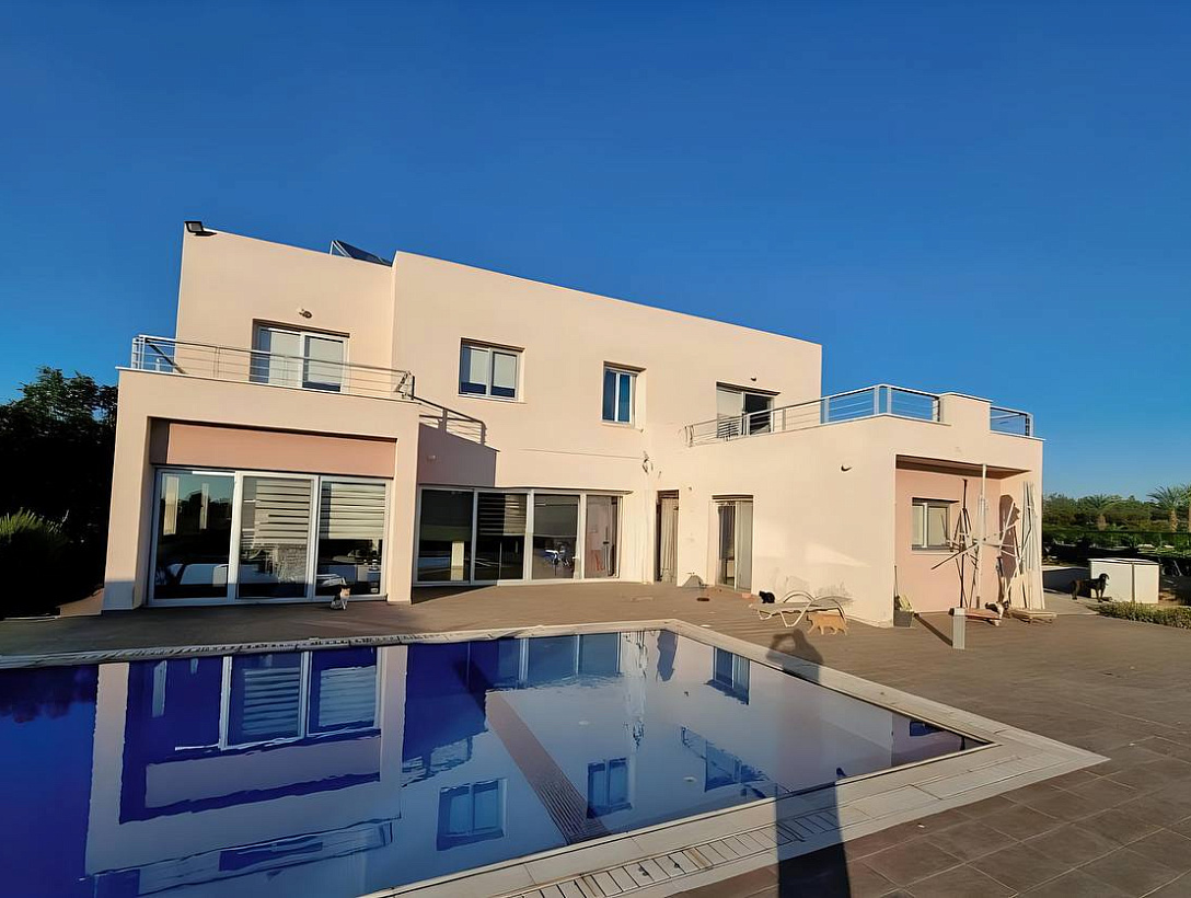 Villa in Paphos