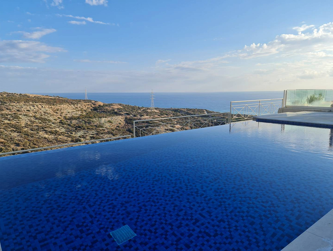 New villa in Paphos