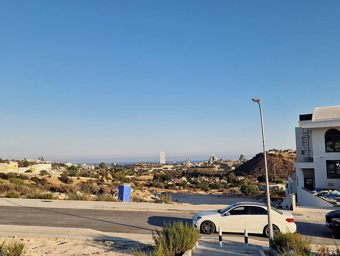 Land in Limassol