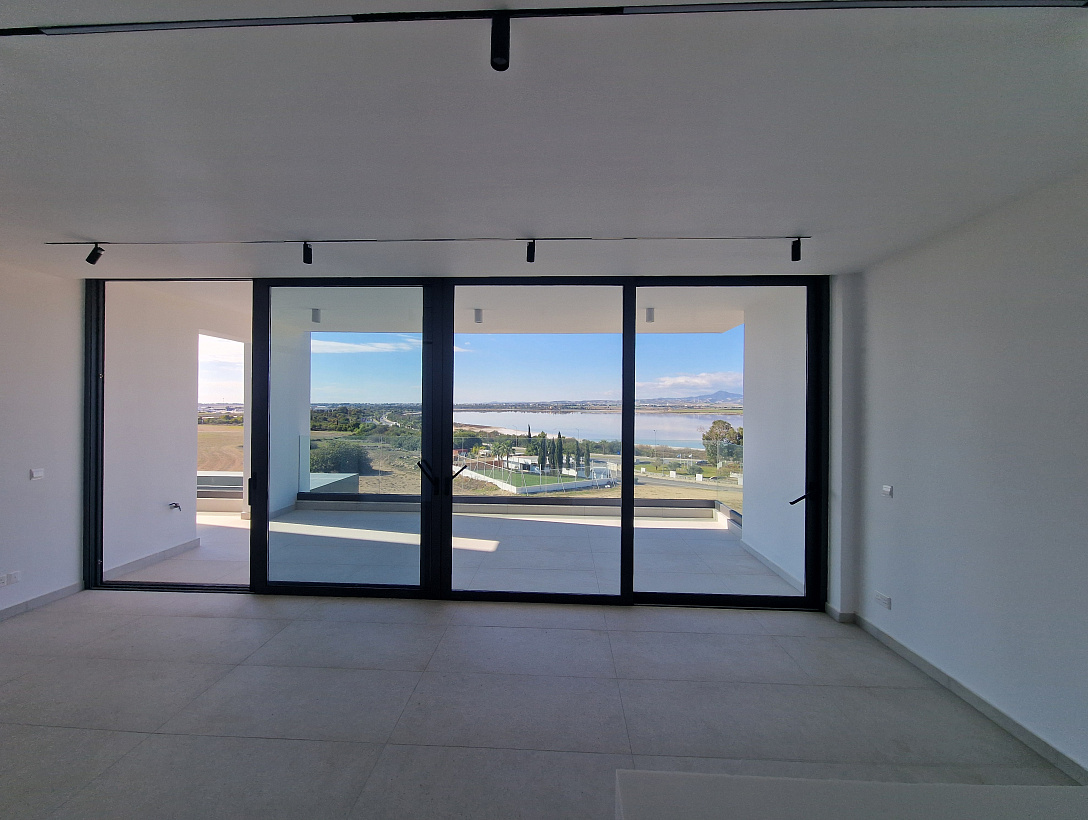 New flat in Larnaca